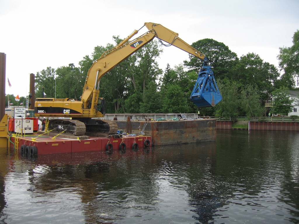 Dredging the Thames would not have prevented the flooding - but it might have reduced the impact