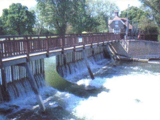 Northmoor weir
