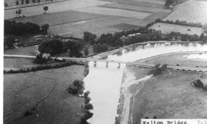 Walton Bridge in the 1920s