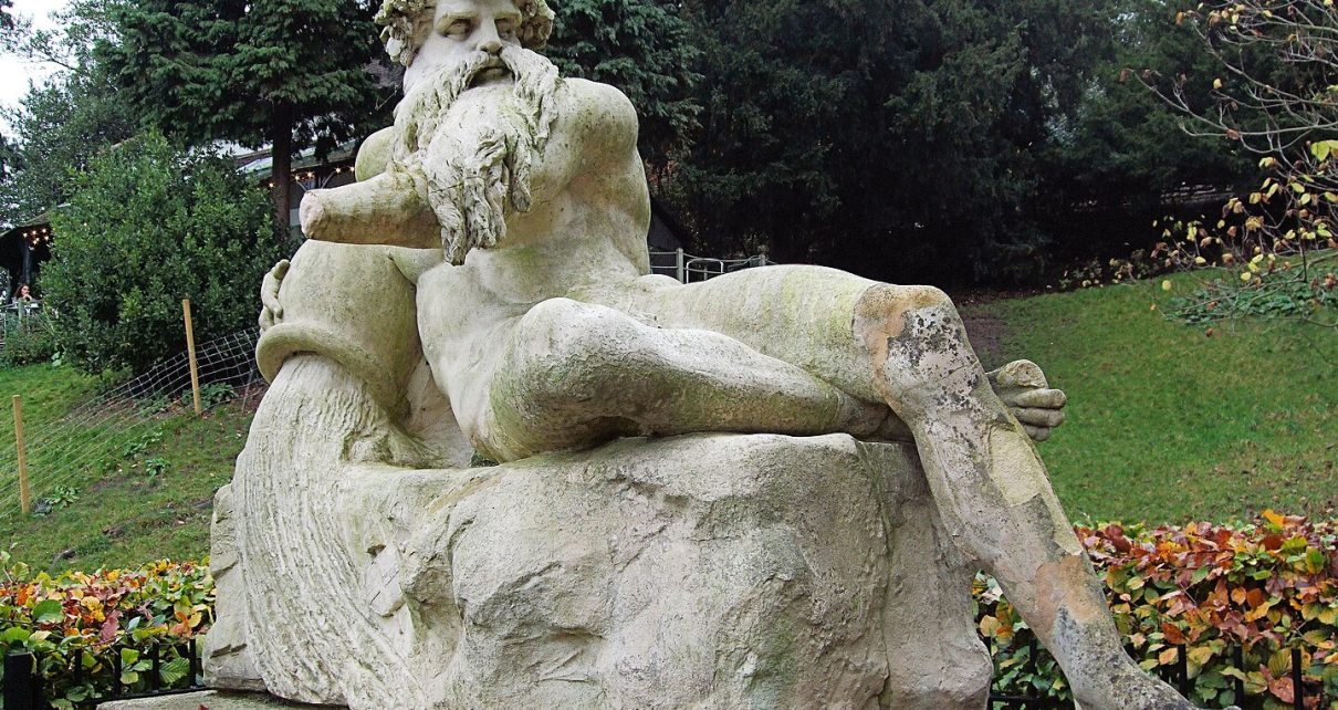 Coade stone sculpture Old Father Thames by John Bacon in Terrace Gardens, Richmond